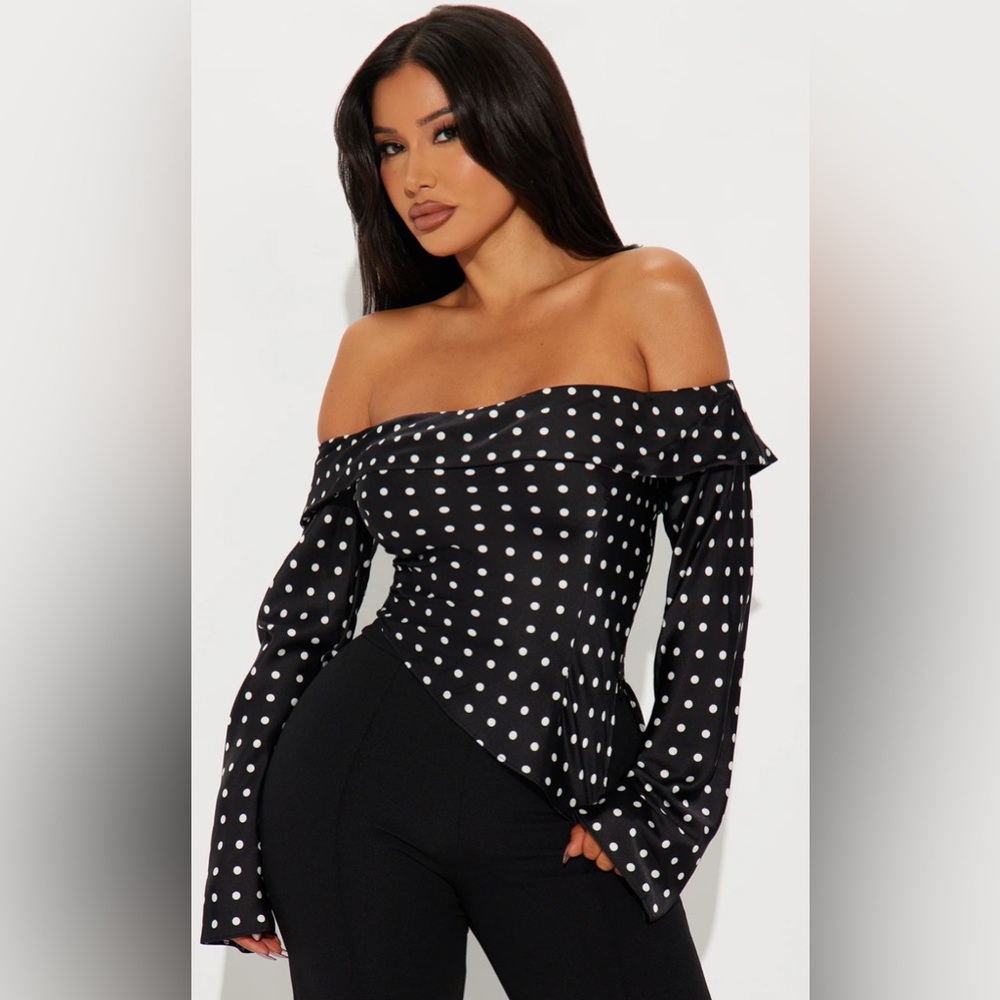 Amalia Off-Shoulder Polka Dot Top - Black and White. Size small